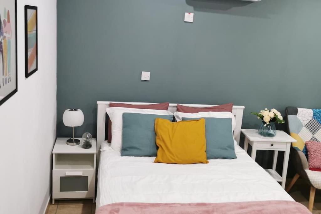 Pretty And Quiet Studio, With Wifi And Parking Limassol Extérieur photo